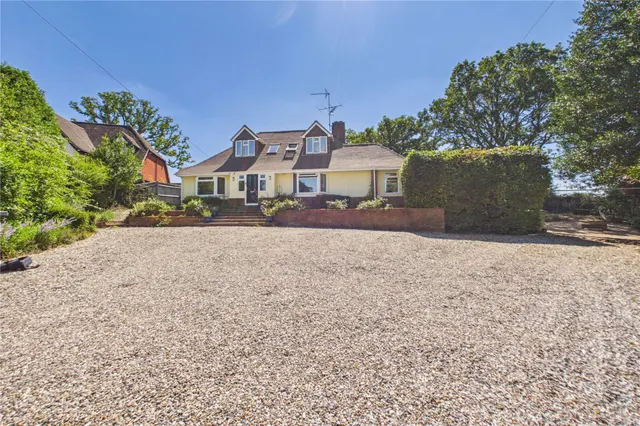 Beech Road, Purley on Thames, RG8, photo 1