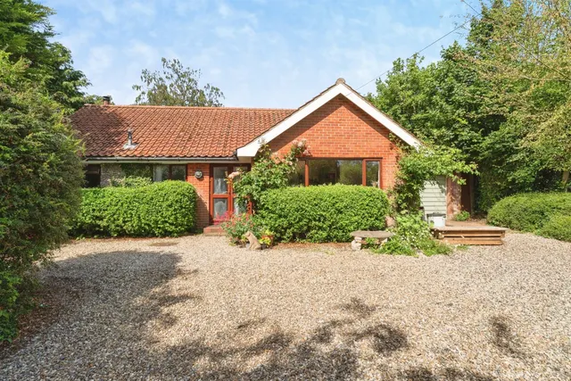 Field Dalling Road, Bale, Fakenham, photo 1