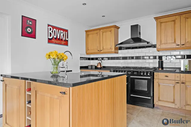 Hunts End, St. Neots, PE19, photo 2