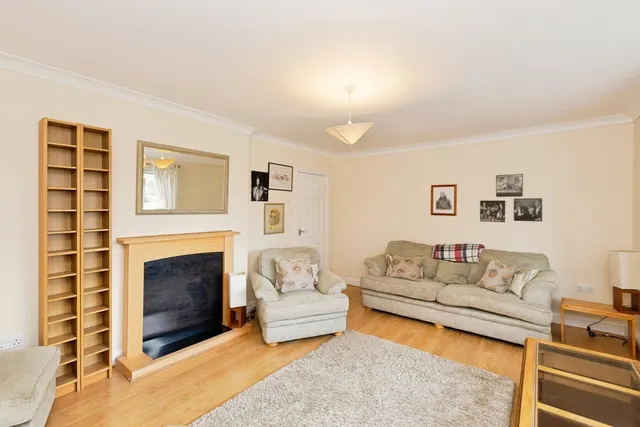 Photo 2 — Manford Cross, Chigwell, IG7