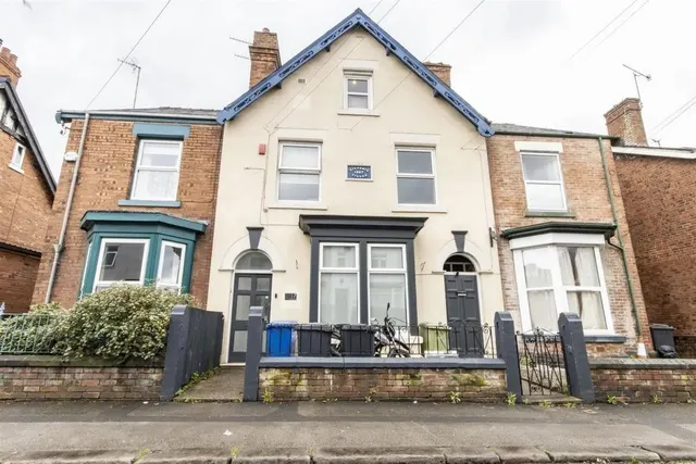 Fairfield Road, Chesterfield, photo 1