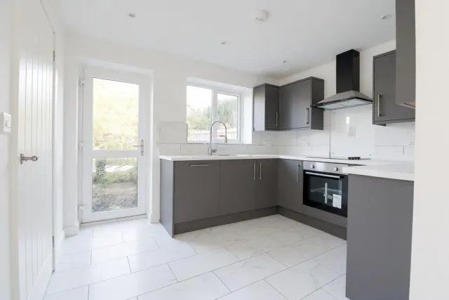 Bradfield Road, Crewe, photo 3