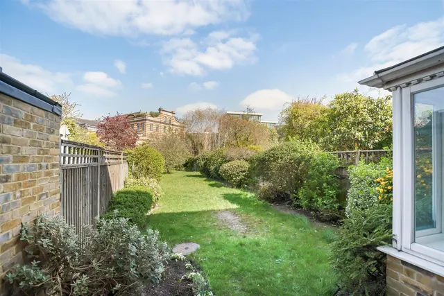 Trinity Church Road, Barnes, SW13, photo 3