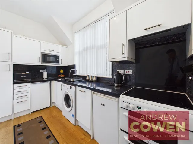 Lonsdale Road, Scarborough, YO11, photo 3