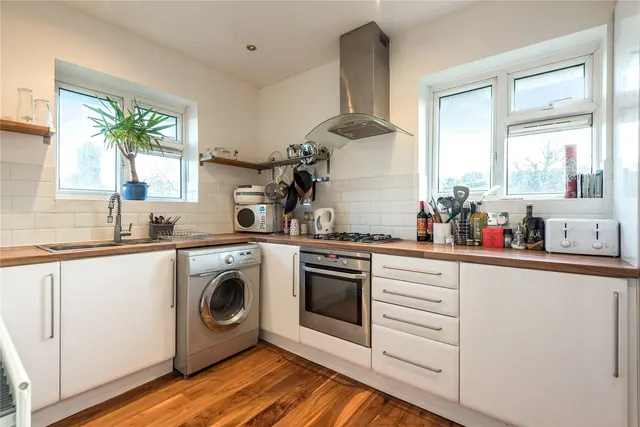 Bromley Road, Bromley, BR2, photo 1