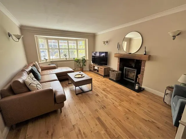 Isiah Avenue, Dawley Bank, photo 2