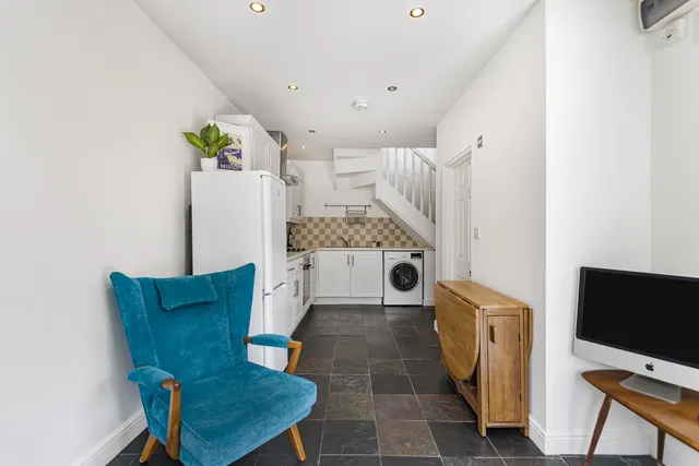 Photo 2 — Winchester Road, Brislington, Bristol, BS4 3NL
