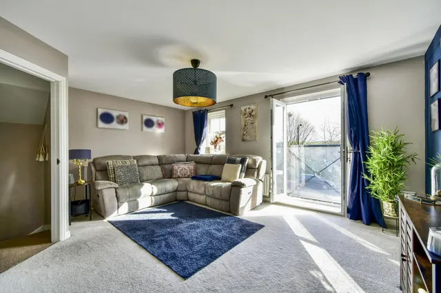 Wharf Road, Kilnhurst, S64, photo 3