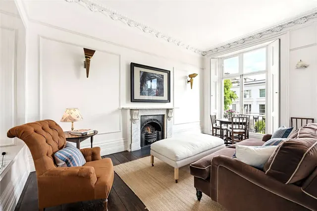 Pembridge Villas, London, W11 3EL, photo 1