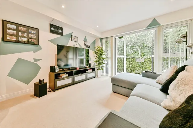 Giles Crescent, Stevenage, SG1, photo 2