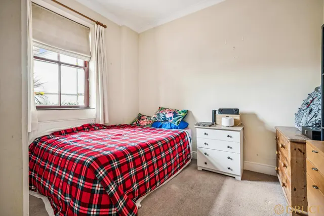 Blythe Road, London, W14, photo 3