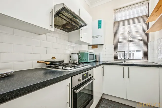 Blythe Road, London, W14, photo 2