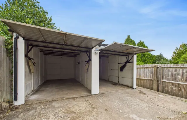 Photo 3 — Garage 2, 9, Montpellier Parade, Cheltenham, GL50 1UA