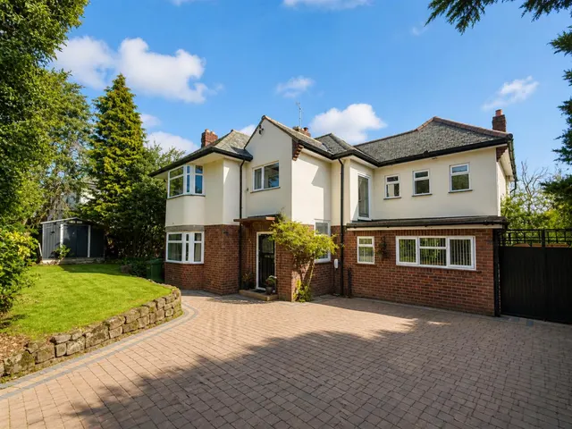 Barnston Road, Thingwall, CH61, photo 1