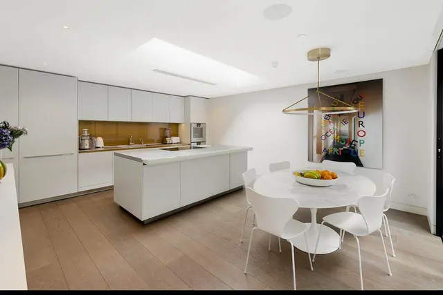 Abingdon Road, London, W8, photo 3