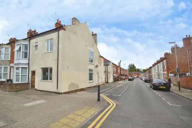 4 bedroom house, Wilberforce Road, Leicester, LE3