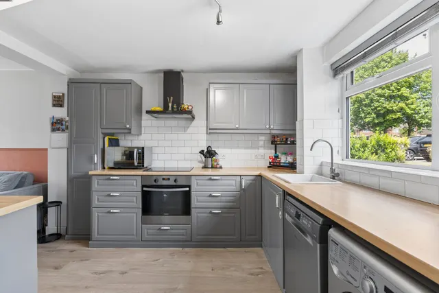 Raleigh Crescent, Stevenage, SG2, photo 2