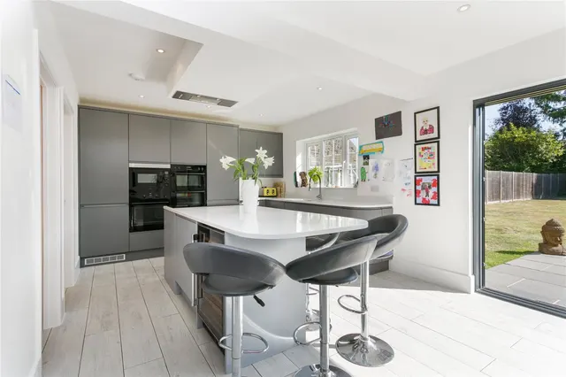 Photo 2 — Mayflower Way, Farnham Common, SL2