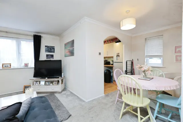 Southwold Road, Watford, WD24, photo 2