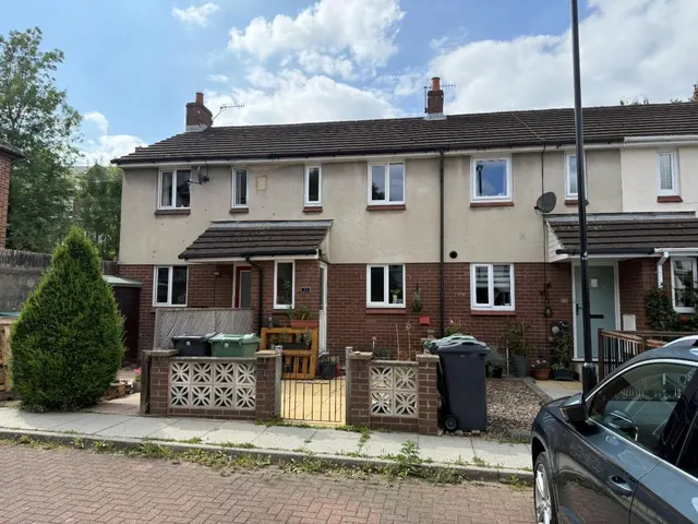 Shirley Close, Otley, photo 1