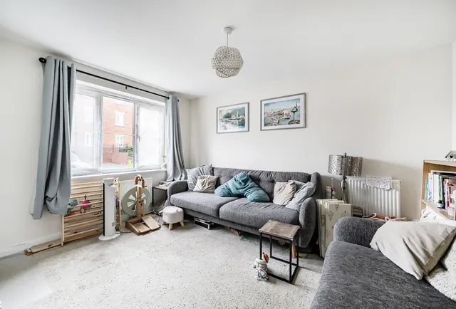 Photo 3 — Robert Hulbert Lane, Great Oldbury, GL10 3GT