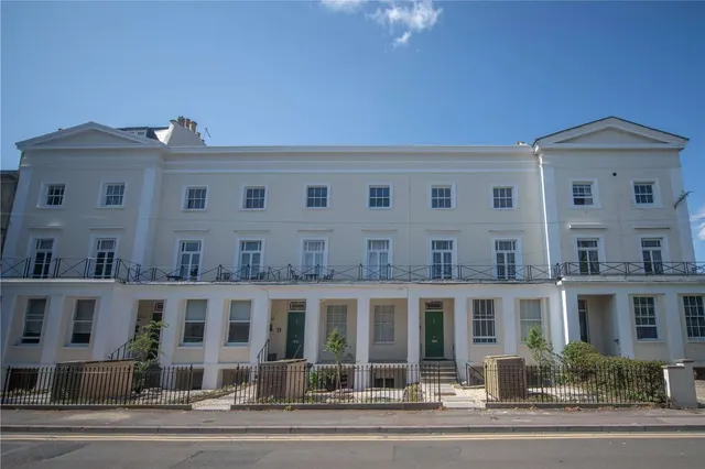 Grosvenor Street, Cheltenham, Gloucestershire, GL52 2SG, photo 1