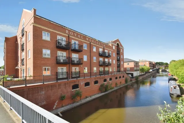 Apartment 25 Austin Court, Mill Street, Worcester, photo 1