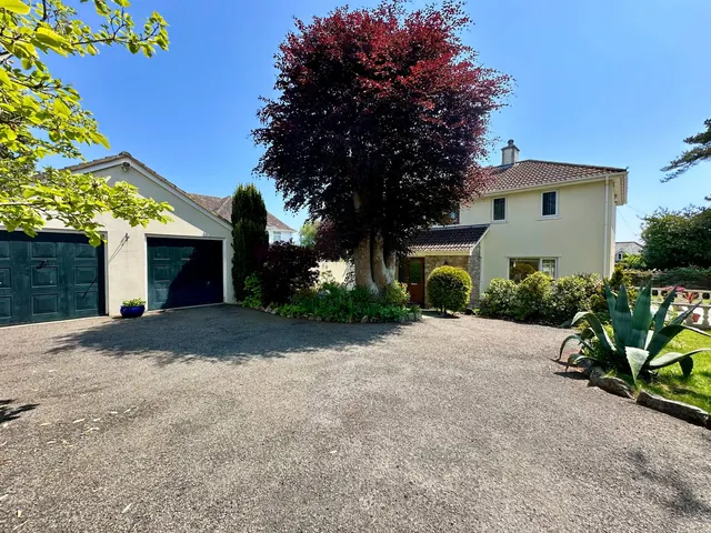 Langdon Lane, Galmpton, photo 3