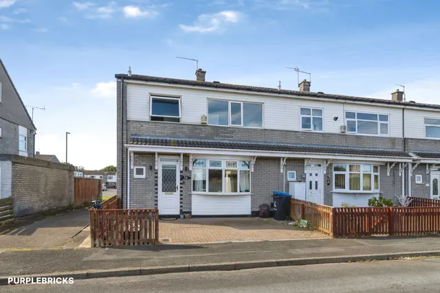 Medway Close, Peterlee, SR8, photo 1