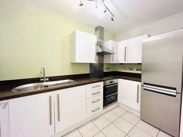 Guillemot Road, Portishead, BS20, photo 3