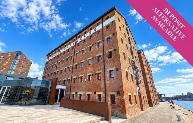 Vinings Warehouse, The Docks, GL1, photo 1