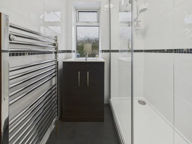 Photo 3 — Hady Crescent