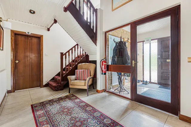 Eynsham Road, Botley, photo 2