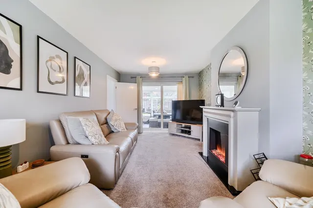 Chester Road, Kingshurst, B36, photo 3