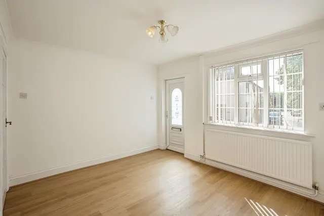 Main Street, Asfordby, LE14, photo 1