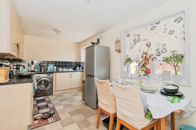 Firville Avenue, Normanton, WF6, photo 3
