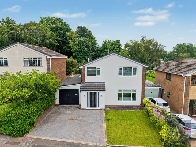 Heald Drive, Rochdale, OL12, photo 1
