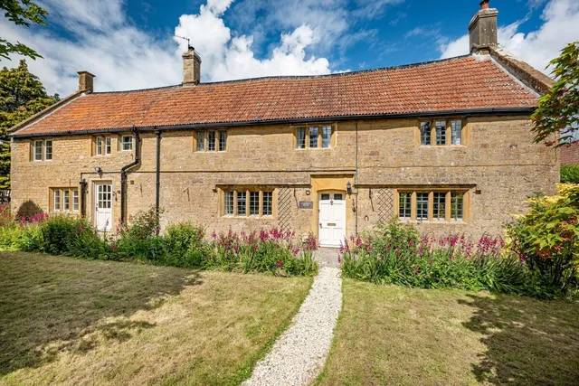 Hurst, Martock, TA12, photo 1
