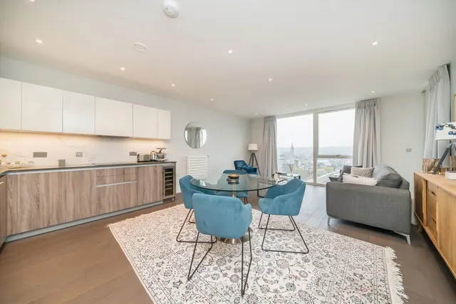 Queenshurst Square, KT2, photo 2