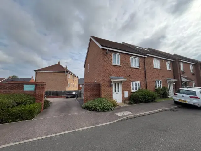 Campbell Lane, Pitstone, Buckinghamshire, LU7 9FT, photo 1
