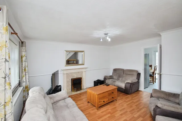 Llys Dol SWANSEA, SA6, photo 3