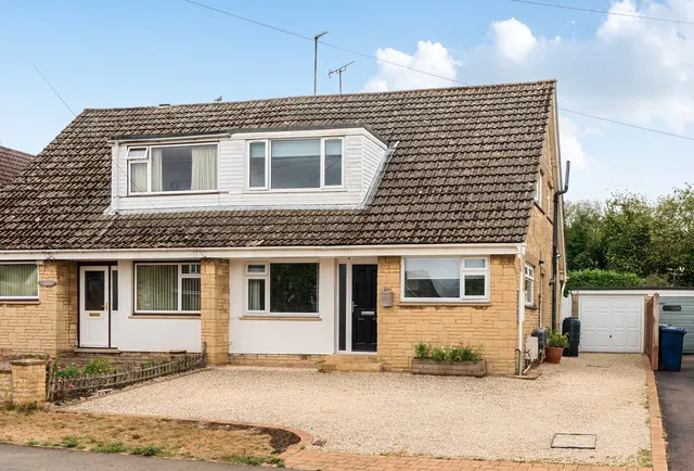 Gretton Road, Gloucestershire, Gotherington, GL52 9QU, photo 1