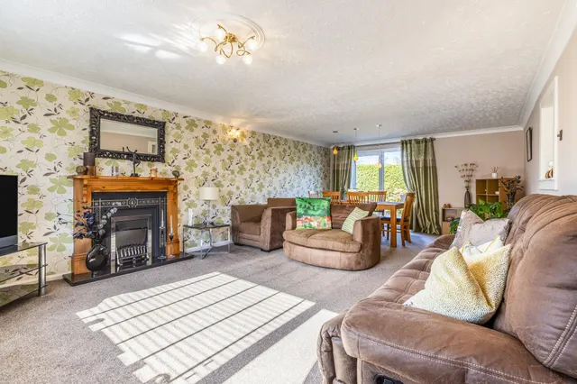 Alderford Close, Clitheroe, BB7, photo 3