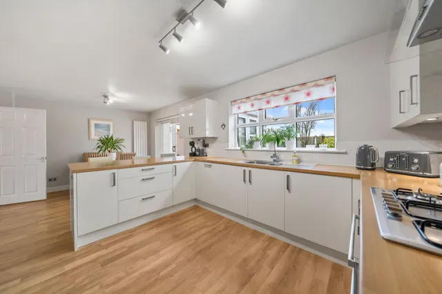 Photo 3 — Evesham Close, Leigh, Leigh, WN7 3NX