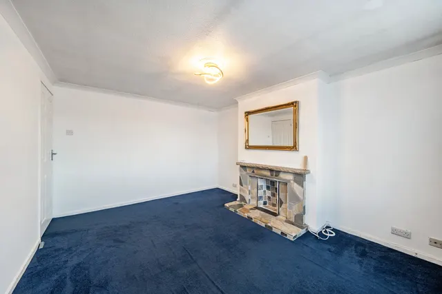 Bower Close, Northolt, UB5, photo 3