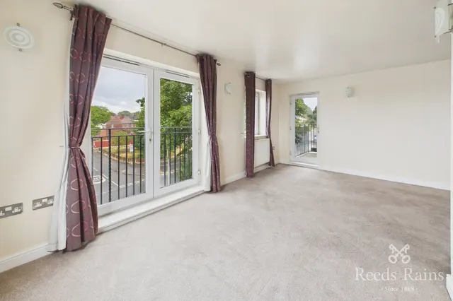 Photo 2 — Barnsley Road, Sheffield, S5
