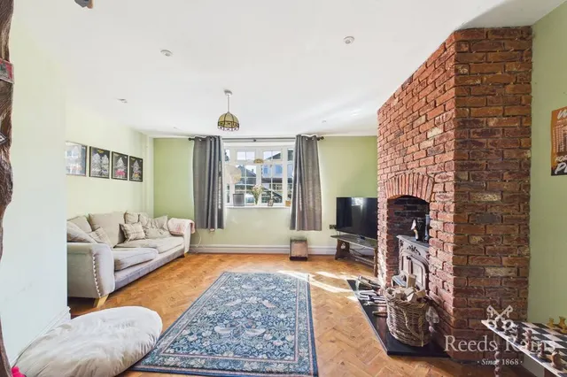 Hartford Road, Davenham, CW9, photo 2