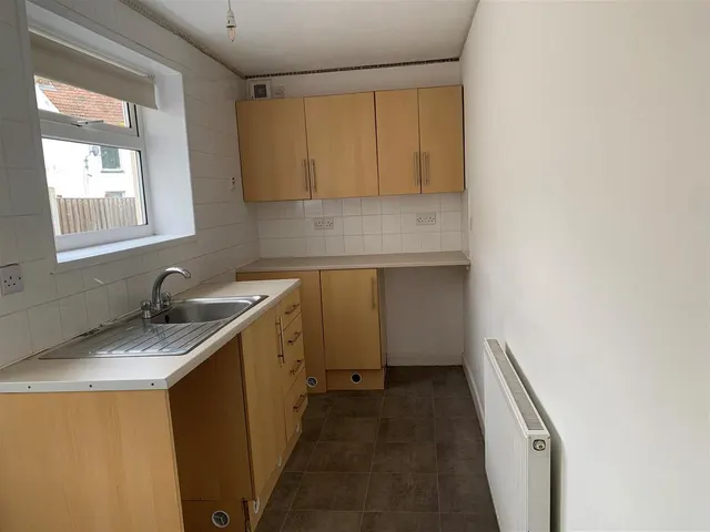 Photo 2 — Bristol Road Bridgwater, Somerset TA6 4BW