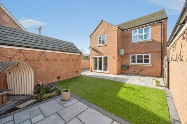 High Street, Belton, DN9, photo 3