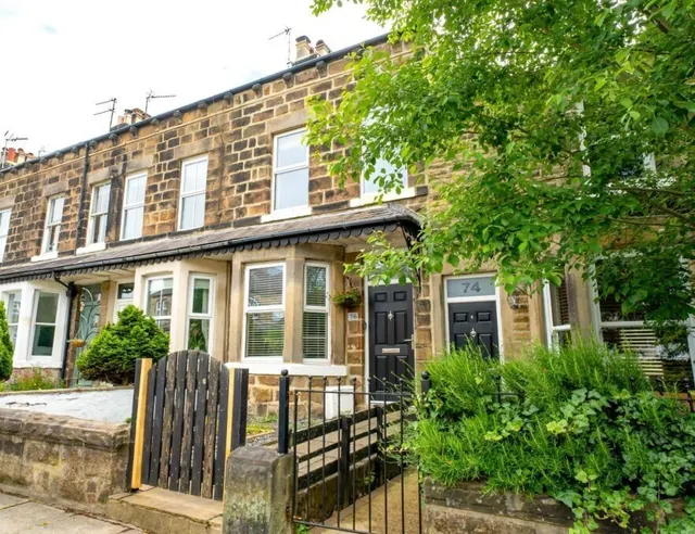 Mayfield Grove, HG1, photo 2